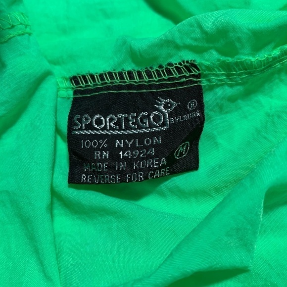 Vtg Sportego Womens Neon Green Shorts size Medium - Picture 2 of 6